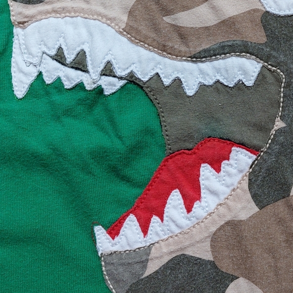 Fred open the door!!! He's gonna eat us! - Picture 11 of 15